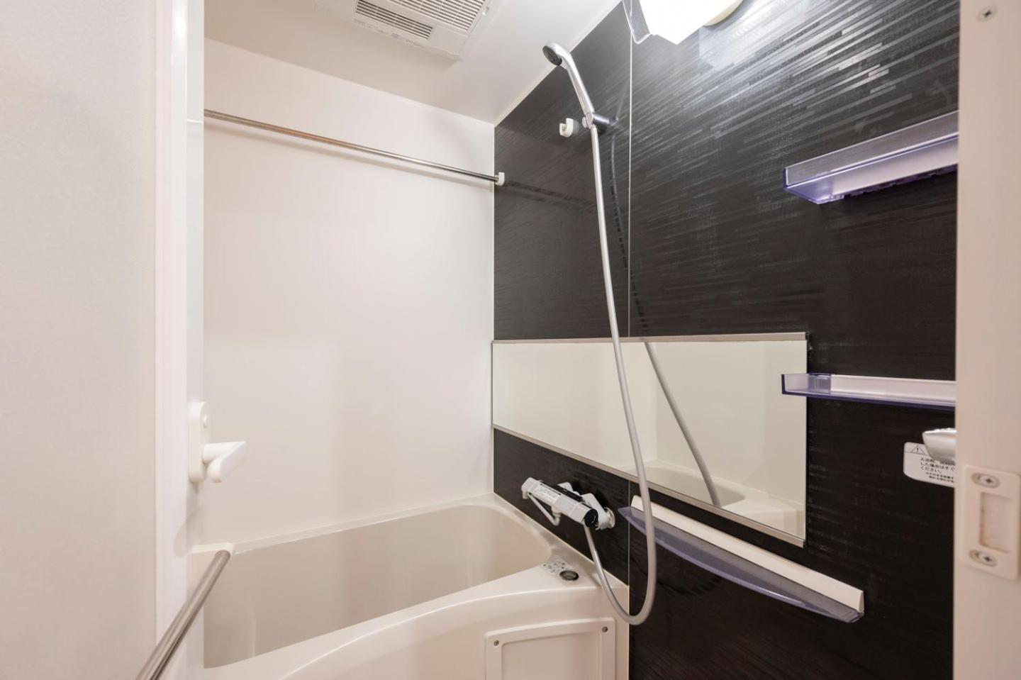Lighthouse Otsuka Apartment Токио Стая снимка